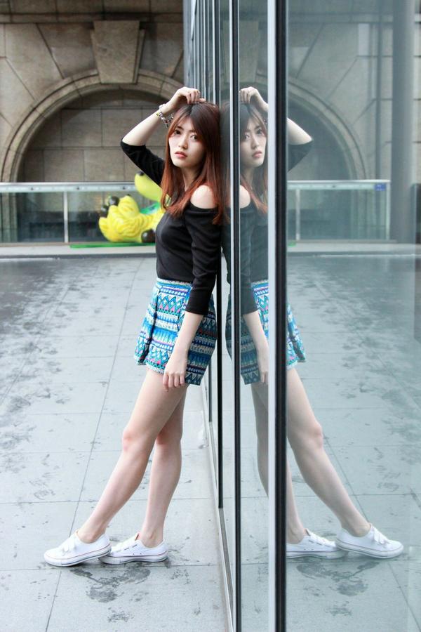 Taiwan Social Celebrity Huang Pin Xuan《Ban Qiao》Pictures