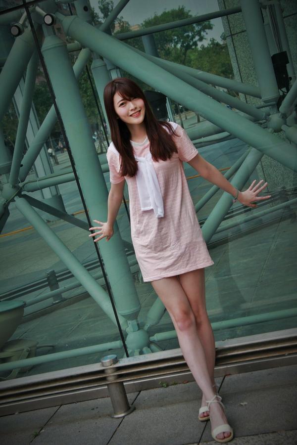 Taiwan Pretty Girl Huang Pin Xuan《National Library》Pictures