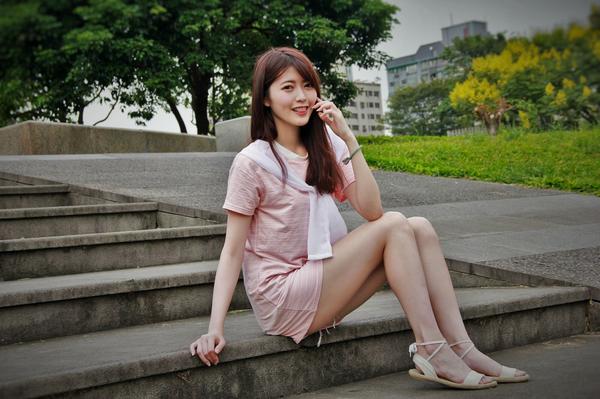 Taiwan Pretty Girl Huang Pin Xuan《National Library》Pictures