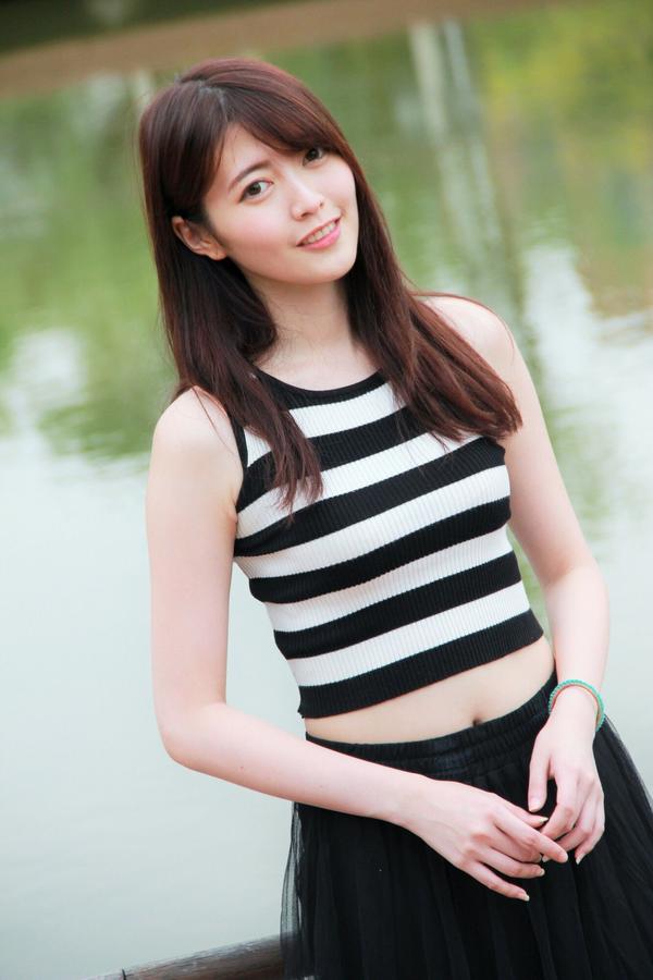 Taiwan Pretty Girl Huang Pin Xuan《National Library》Pictures