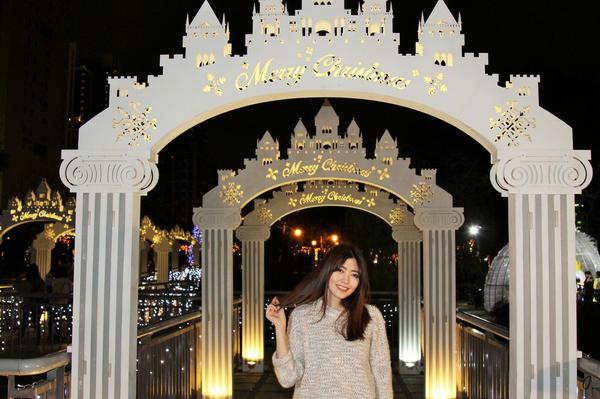 Taiwan Social Celebrity Huang Pin Xuan 《Banqiao Christmas City》Photographic