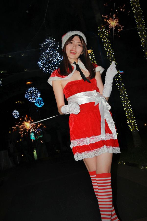 Taiwan Social Celebrity Huang Pin Xuan 《Banqiao Christmas City》Photographic