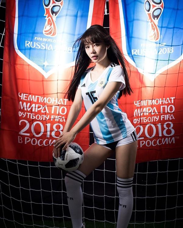 Chen Yi Rui LamiGirls Cheerleading Girl Photo