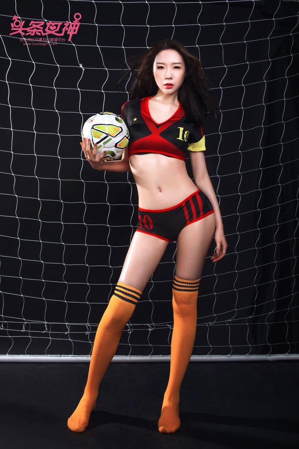 [头条女神TouTiao Girls] World Cup! Meng Xin Yue