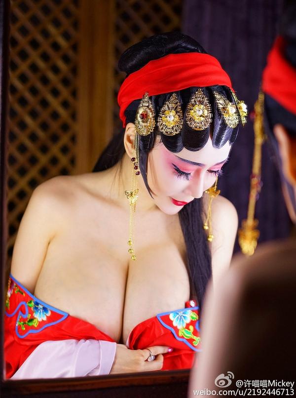 Xu Miao Miao Huge Boobs Hot Picture and Photo