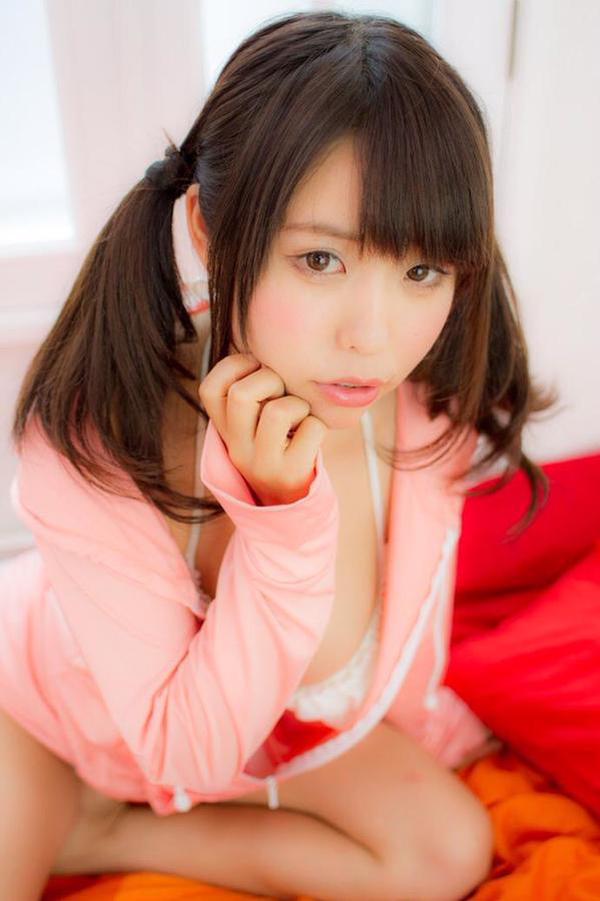 Haruka Momoi Cute and Big Boobs Picture and Photo