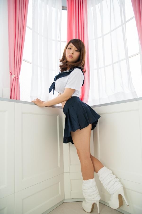 Haruka Momoi Home Private Lovely Picture and Photo