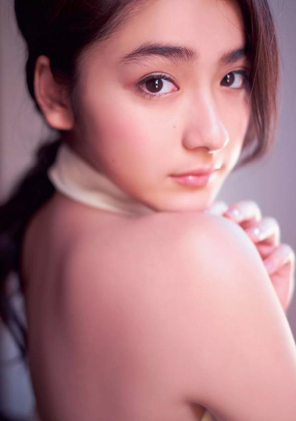 Yuna Taira Lovely Pure Picture and Photo