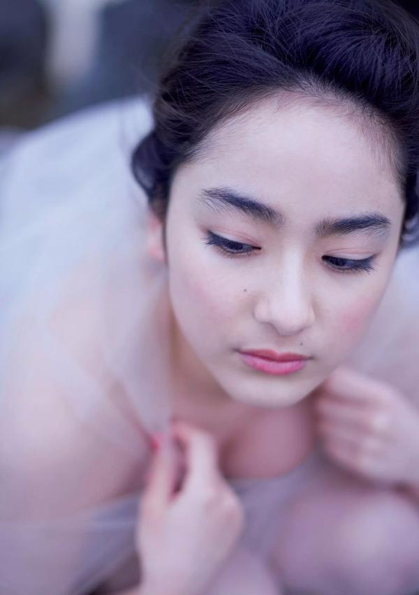 Yuna Taira 2016 Lovely Pure Picture and Photo