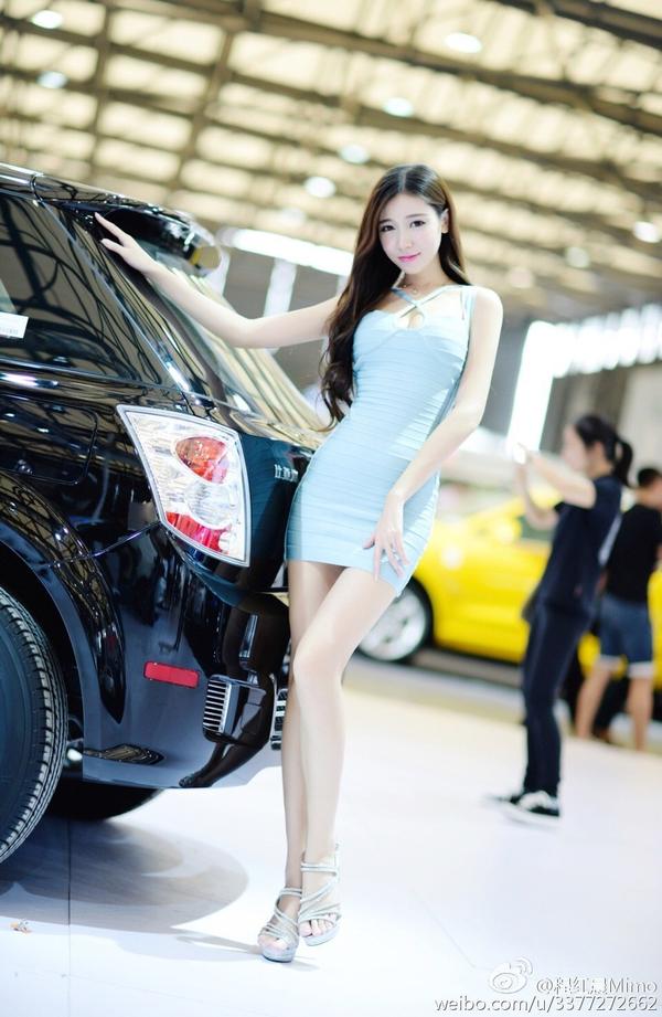 Cheng Hong Cheng Beautiful Legs Picture and Photo