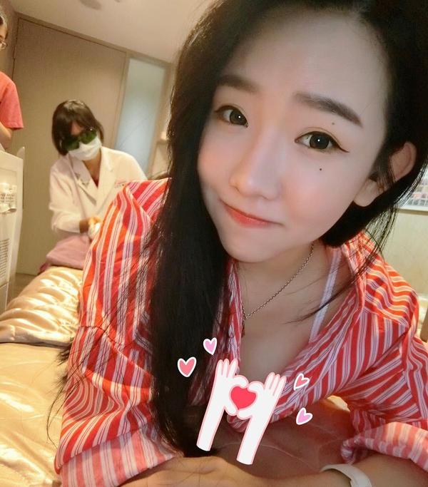 Xu Yun Le Cute Picture and Photo