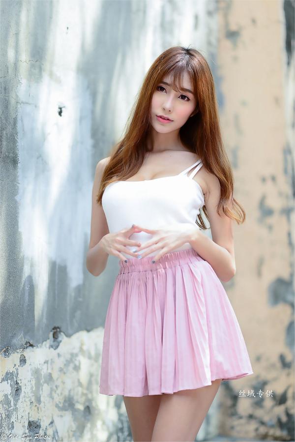 Taiwan Pretty Girl Huang Shang Yan《Refute Two》Pictures