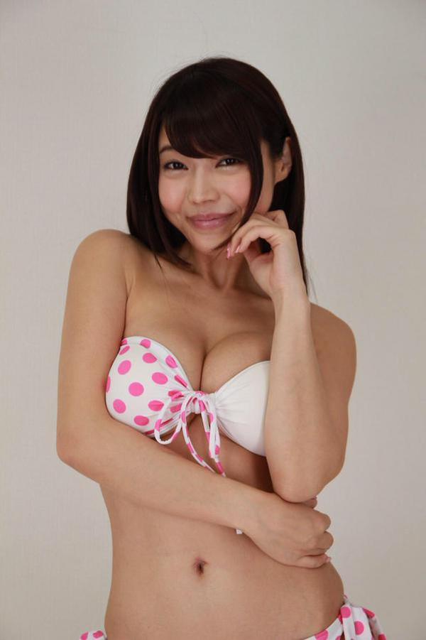 Rio Aishima Big Boobs Sexy Hot Picture and Photo