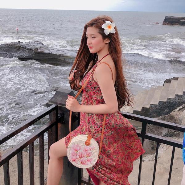 Cute Filipino Girl Tyra Ku Beach Bikini Pictures