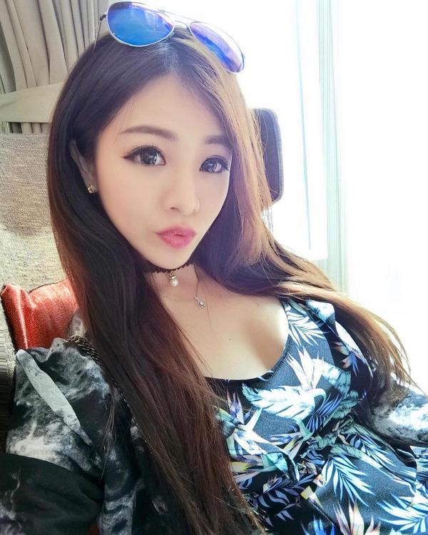 Zhan Wen Ting Big Boobs Lovely Picture and Photo