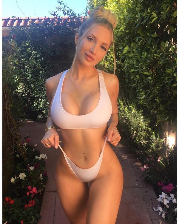 Amanda Elise Lee Big Boobs Big Booty Sport Picture and Photo