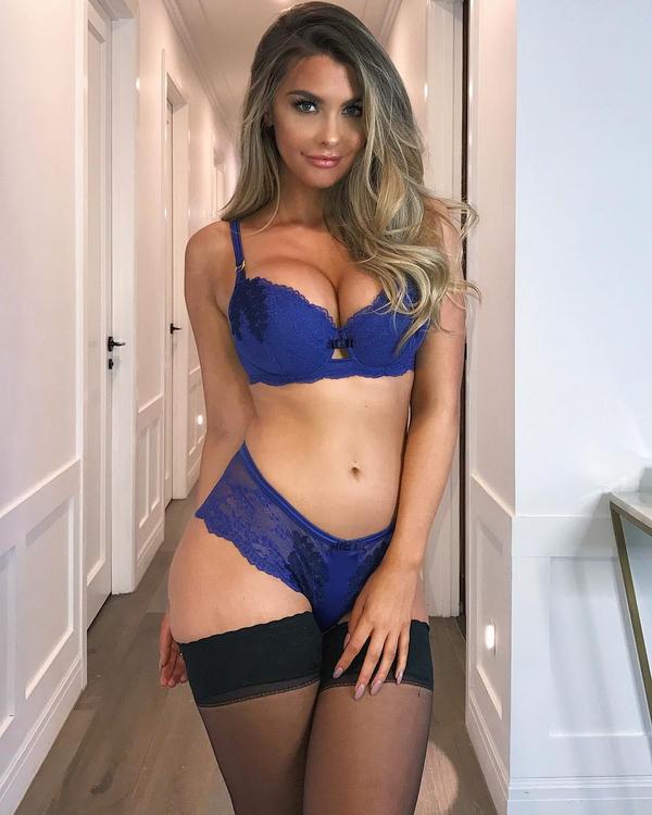 Emily Sears Big Boobs Big Booty Sport Picture and Photo