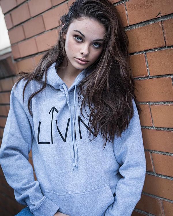 Meika Woollard Picture and Photo