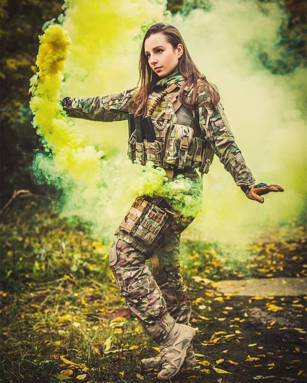 Elena Deligioz Pure Soldier Picture and Photo