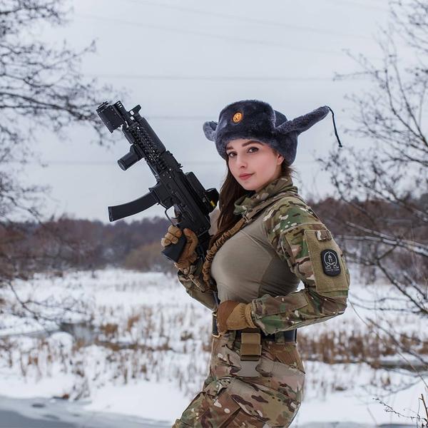 Elena Deligioz Pure Soldier Picture and Photo