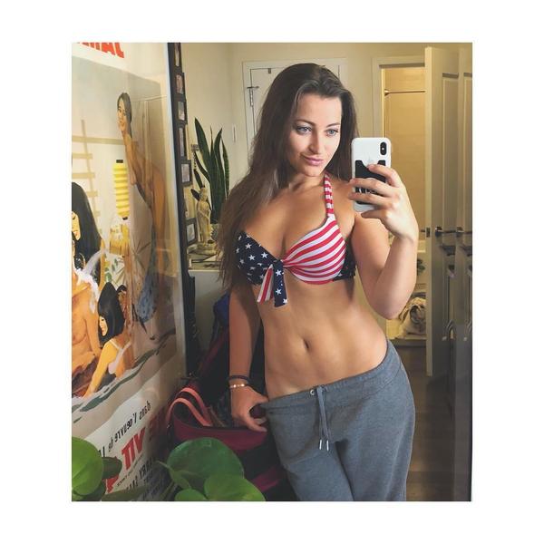 Dani Daniels Bra Picture and Photo