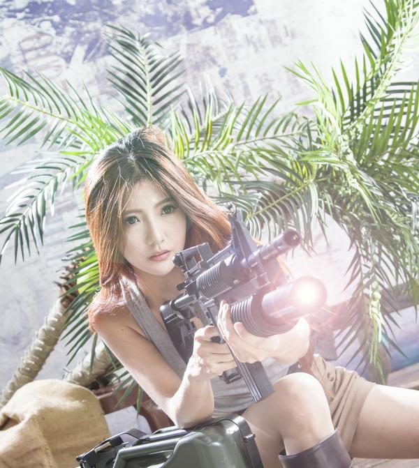 Xie Wei An Beautiful Legs Cosplay Picture and Photo