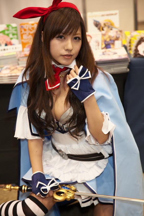 Pan Jia Yi Big Boobs Hot Cosplay Picture and Photo