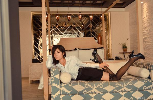 Taiwan Pretty Girl Fang Wei Zhen 《Ballet City Holiday Inn》Black Silk OL Pictures
