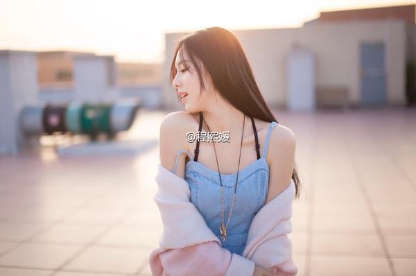 Cheng Xi Yuan Temperament Lovely Picture and Photo