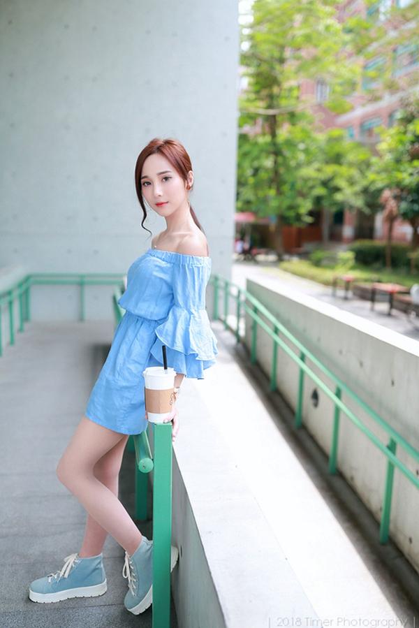 Yu Xuan Beautiful Legs Picture and Photo