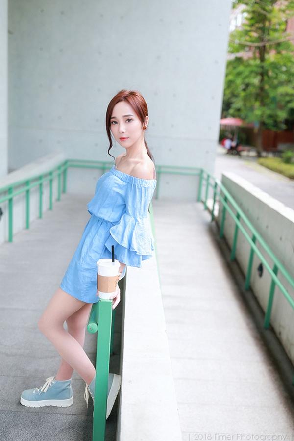 Yu Xuan Beautiful Legs Picture and Photo