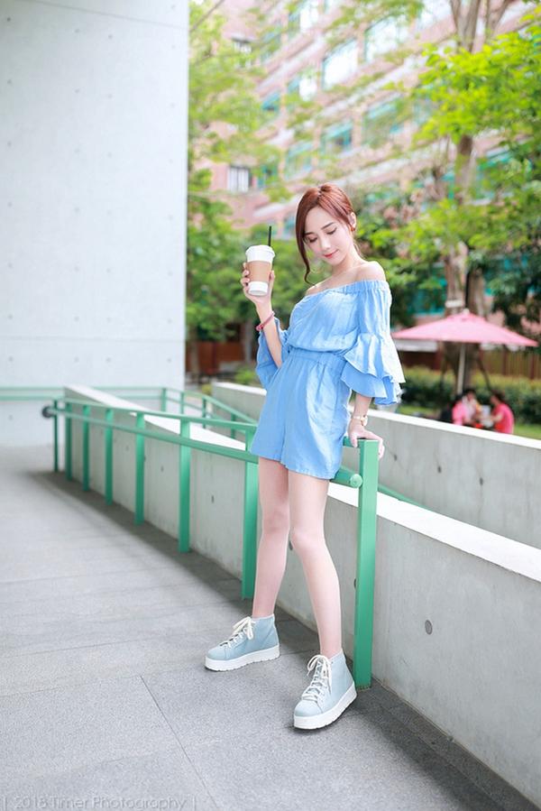 Yu Xuan Beautiful Legs Picture and Photo