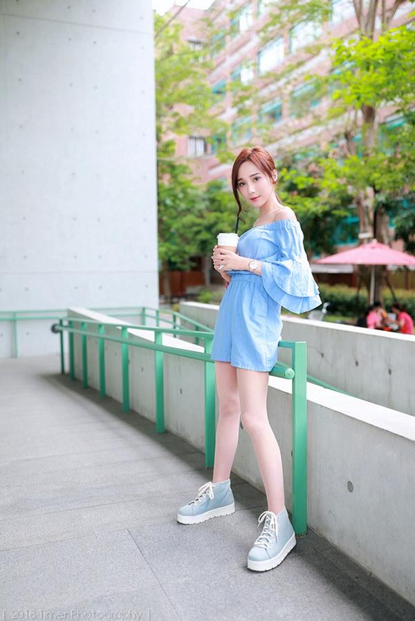 Yu Xuan Beautiful Legs Picture and Photo