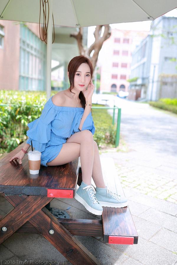 Yu Xuan Beautiful Legs Picture and Photo