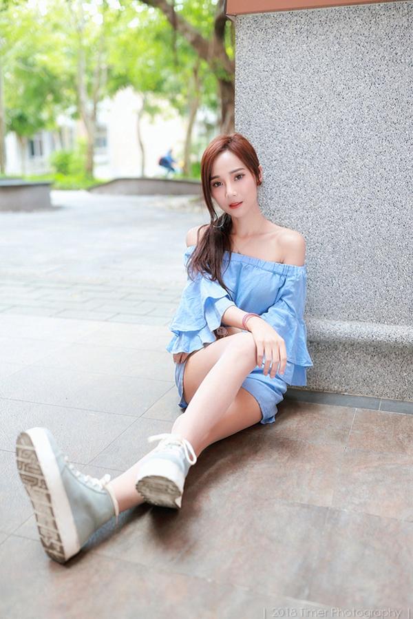 Yu Xuan Beautiful Legs Picture and Photo