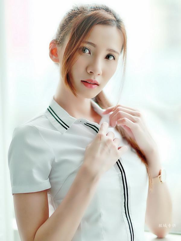Taiwan Pretty Girl Cai Yi Xin Scattered Picture and Photo