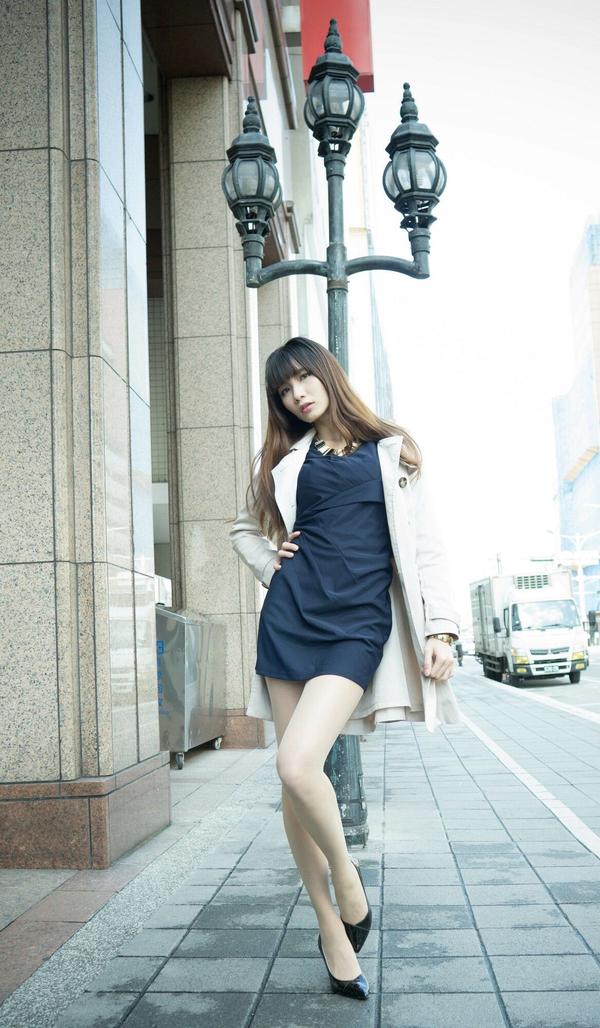 Taiwan Pretty Girl Cai Yi Xin《Xinyi Business District and Easten District》 Pictures