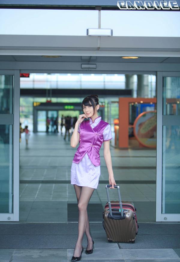 Taiwan Pretty Girl Cai Yi Xin《Stewardess and Black Silk on Street》Pictures
