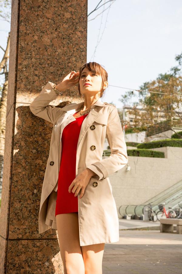 Taiwan Pretty Girl Cai Yi Xin《Fasional Windbreaker in Xinyi District》Pictures