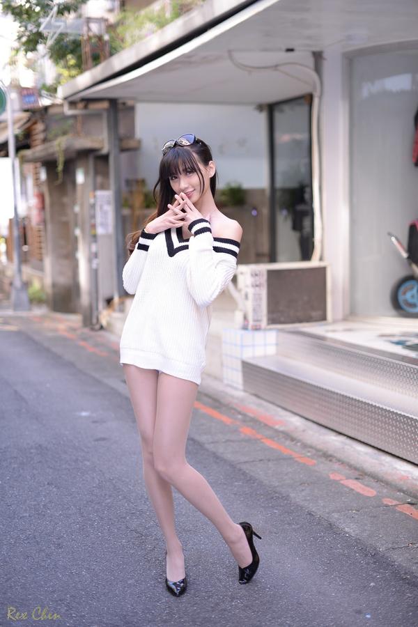 Taiwan Social Celebrity Cai Yi Xin Six Clothes Photographic