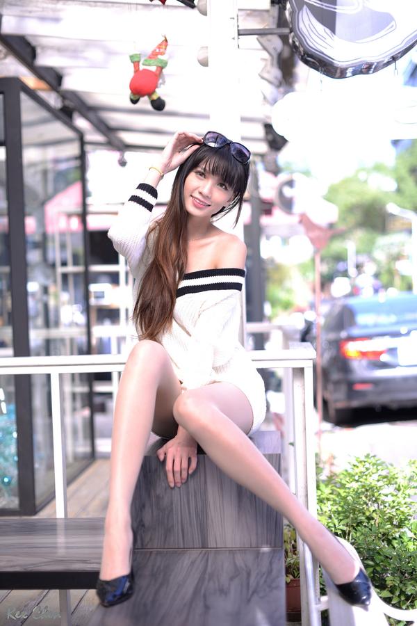 Taiwan Social Celebrity Cai Yi Xin Six Clothes Photographic