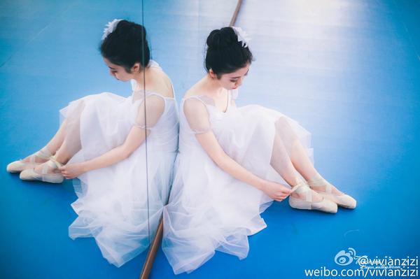 Zheng Ling Li Pure Lovely Picture and Photo