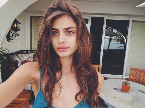 Taylor Marie Hill Sexy Hot Picture and Photo