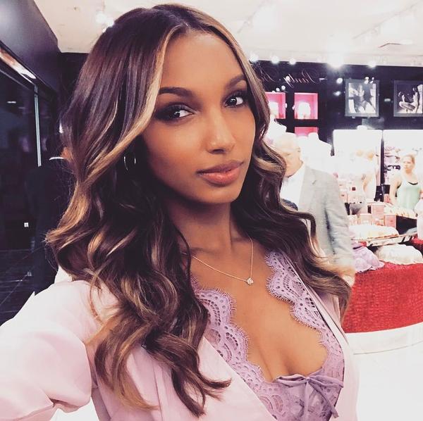 Jasmine Tookes Sexy Picture and Photo