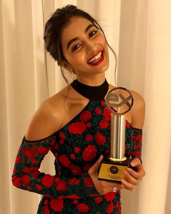Pooja Hegde Temperament Picture and Photo