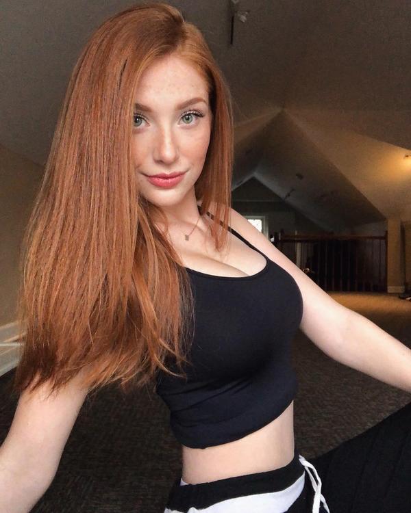 Madeline Ford Beautiful Legs Picture and Photo