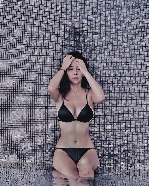 Tziaaa Cherlin Sexy Bikini Picture and Photo