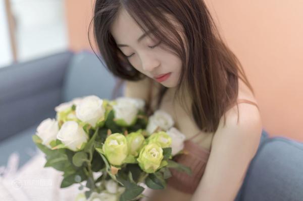 [雅拉伊YALAYI] Vol.320 Girls and Roses