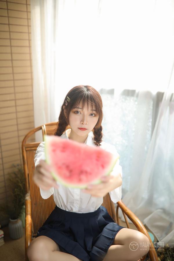 [雅拉伊YALAYI] Vol.357 Summer love with her